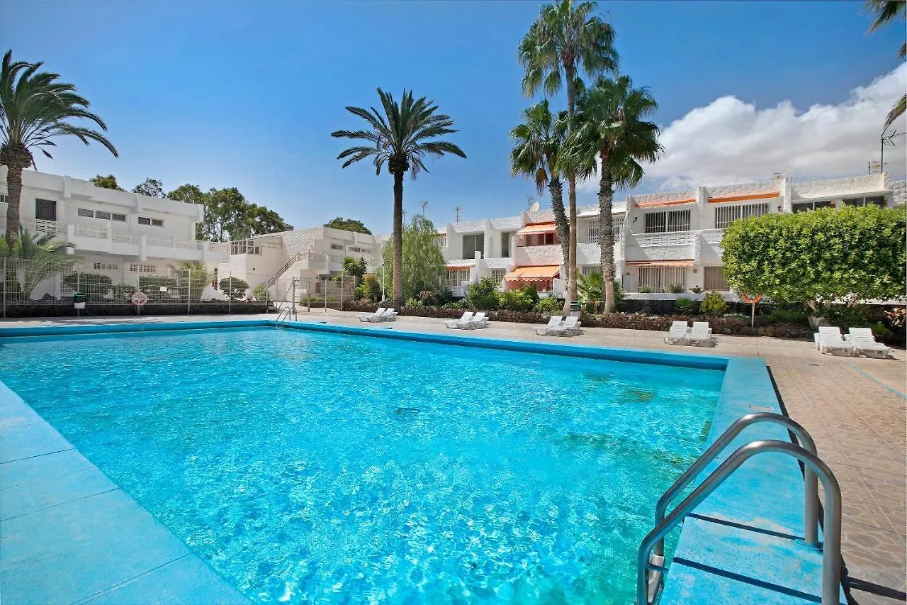 Apartamento Mertxe Arona  Spain