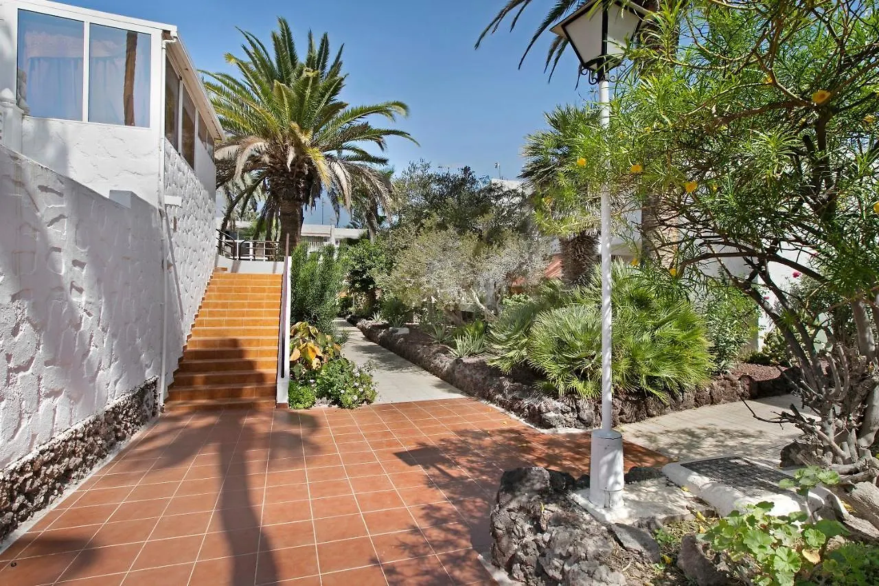 Apartment Apartamento Mertxe Arona  Spain